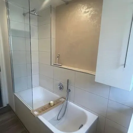 Stadtnah & Chic - Ihringshausen Retreat Apartment Fuldatal